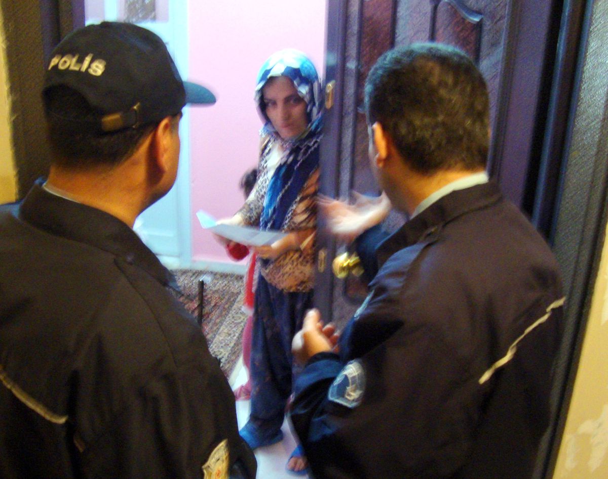 Polis Uyardı!..