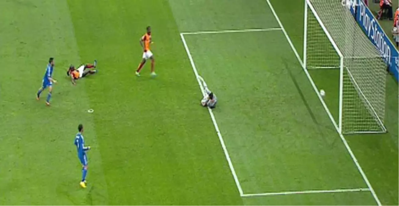 Galatasaray, Real Madrid\'e 6-1 Yenildi