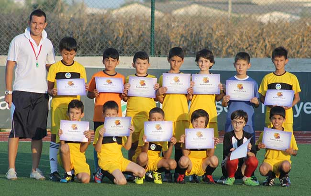 Sakarya\'da Binlerce Öğrenci Sporla Buluştu