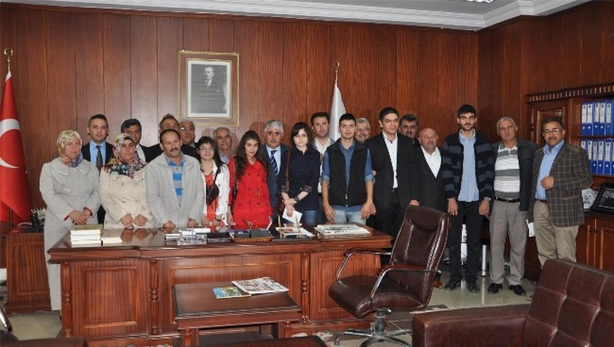 Sorgun Belediyesi Başarılı Olan Öğrencileri Ödüllendirdi