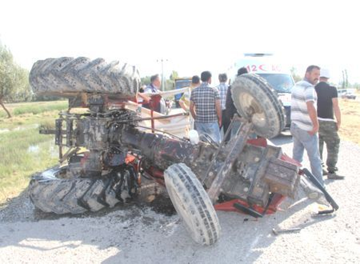 Malatya\'da Traktör Devrildi: 5 Yaralı