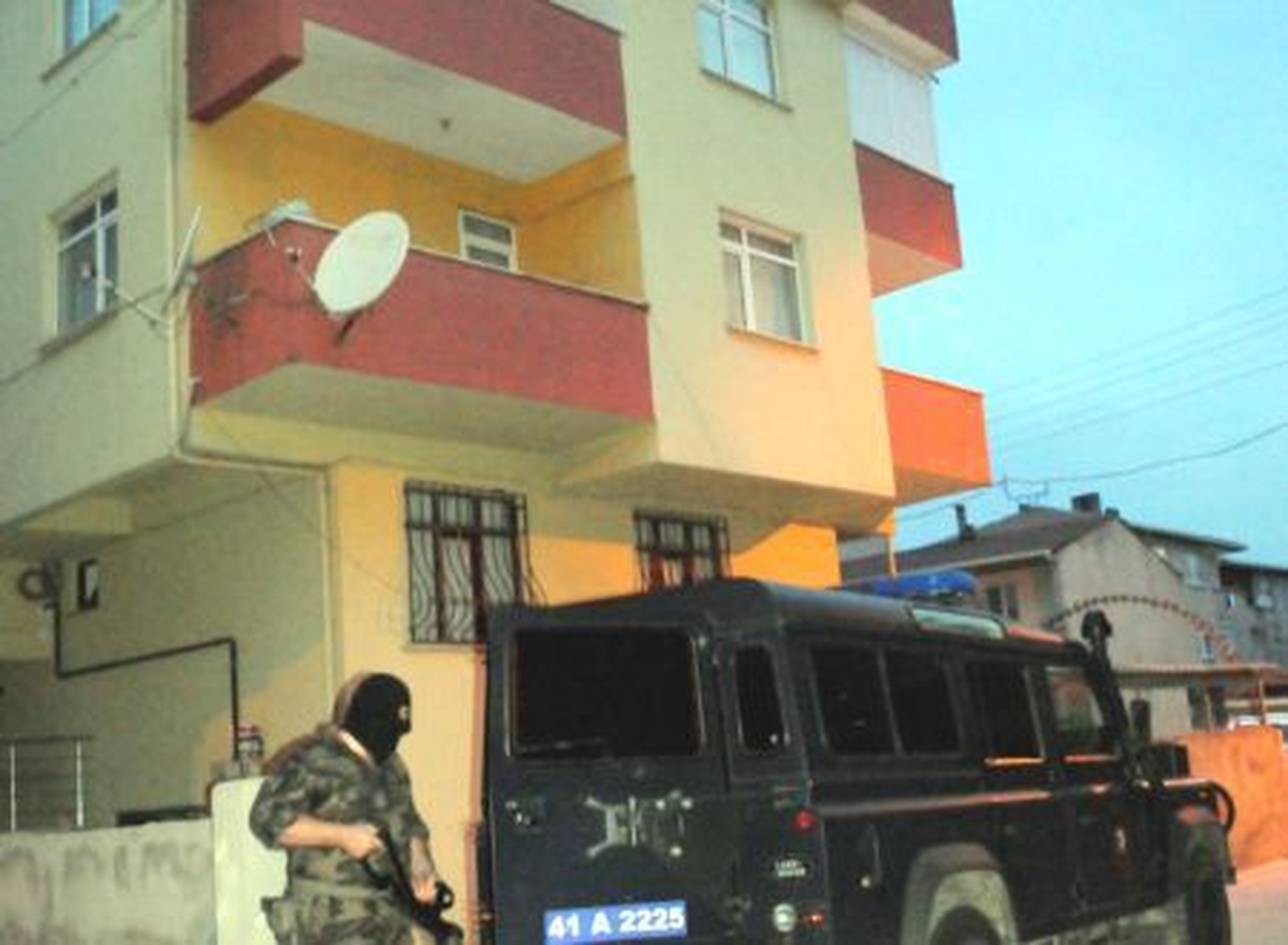 Uyuşturucu satıcılarına şafak operasyonu GEBZE