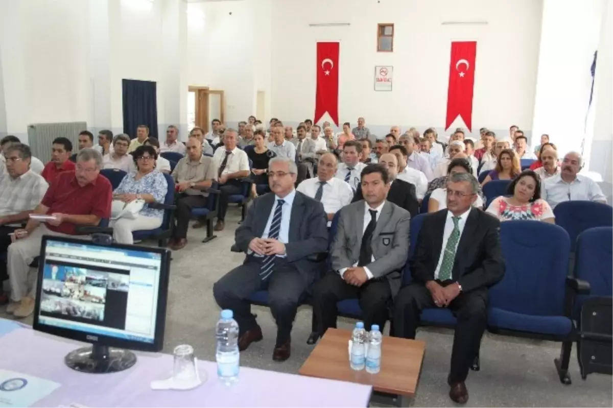 Vali Eğitimcilere Web'ten Seslendi
