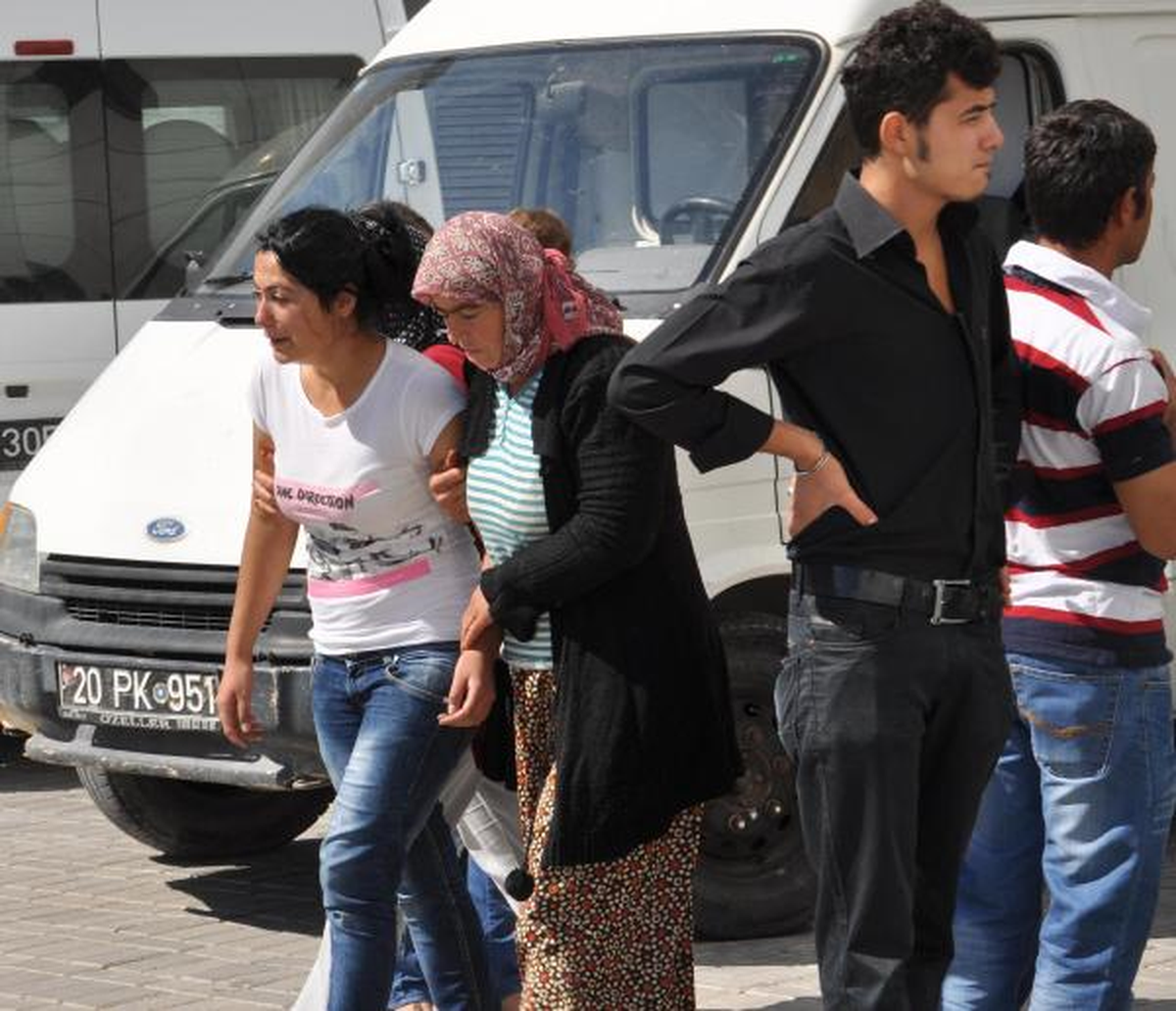 6 Ekim\'de Evlenecek Nişanlı Çift Kazada Öldü