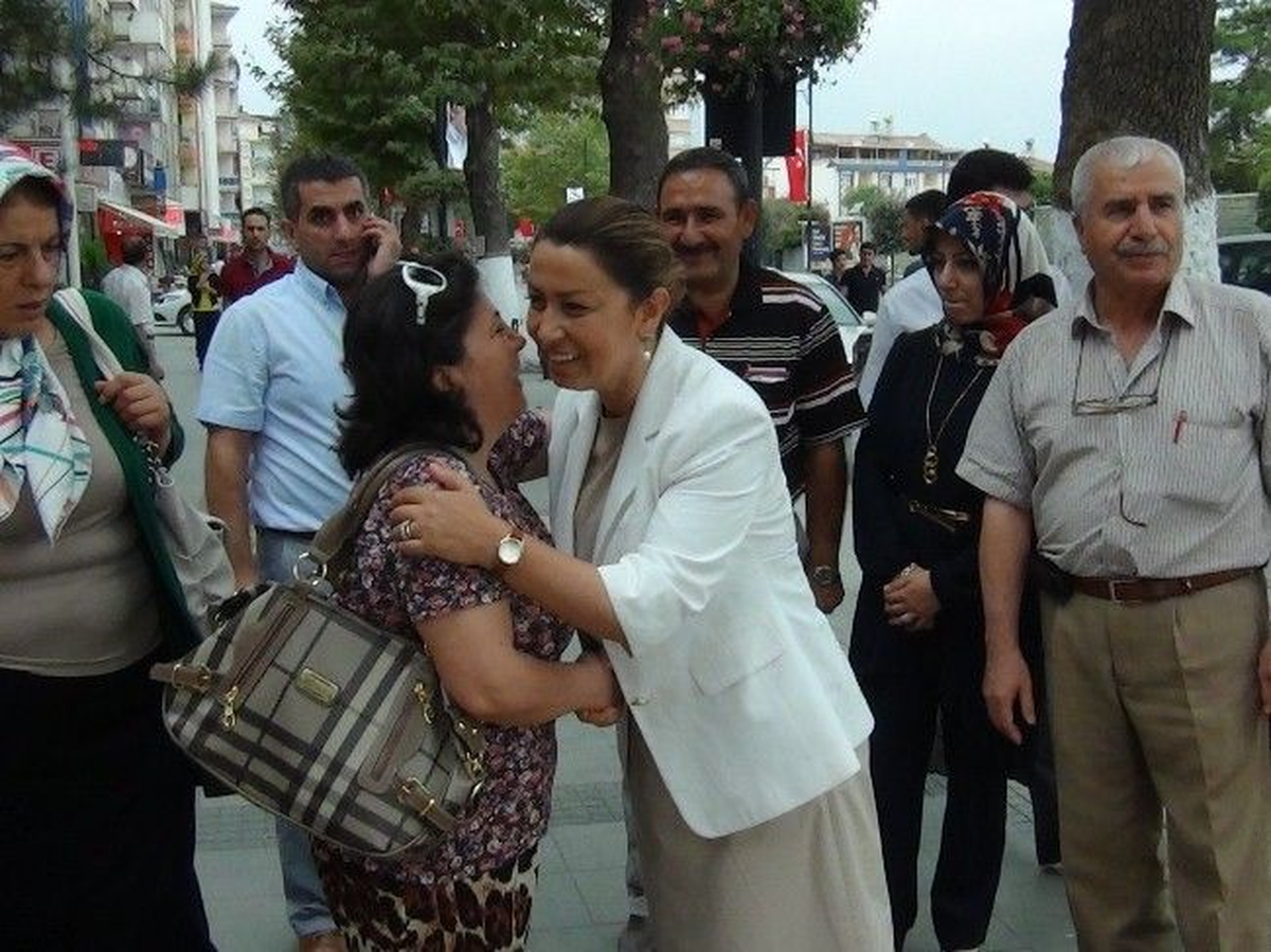 AK Parti Malatya Milletvekili Çalık\'tan Esnaf Ziyareti