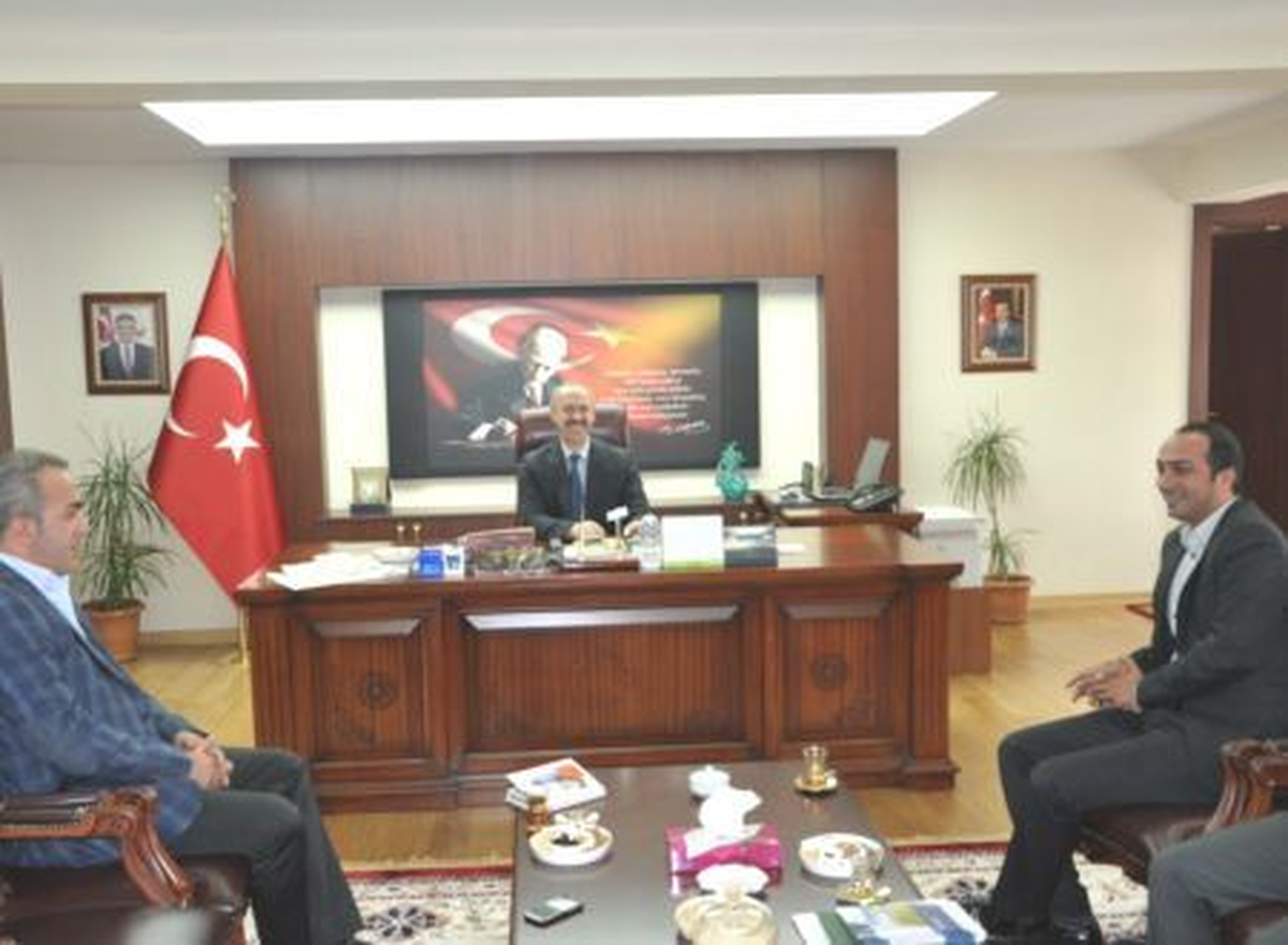 Aziz Yıldırım\'dan Muş\'a Olimpik Havuz Yapma Sözü