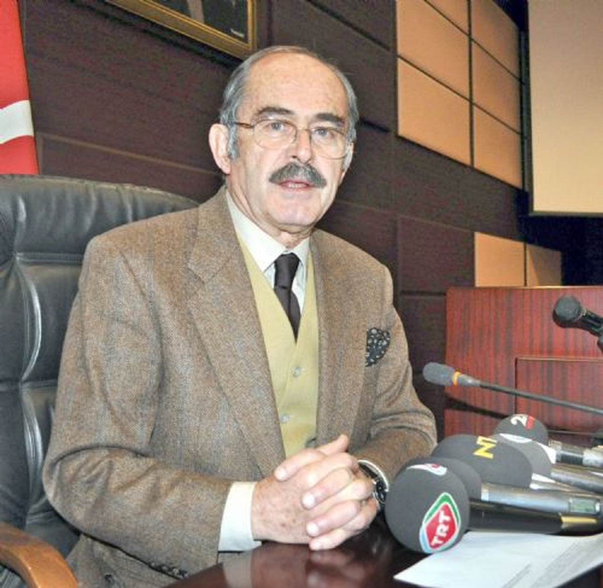 Başkan Büyükerşen\'den Gaziler Günü Masajı