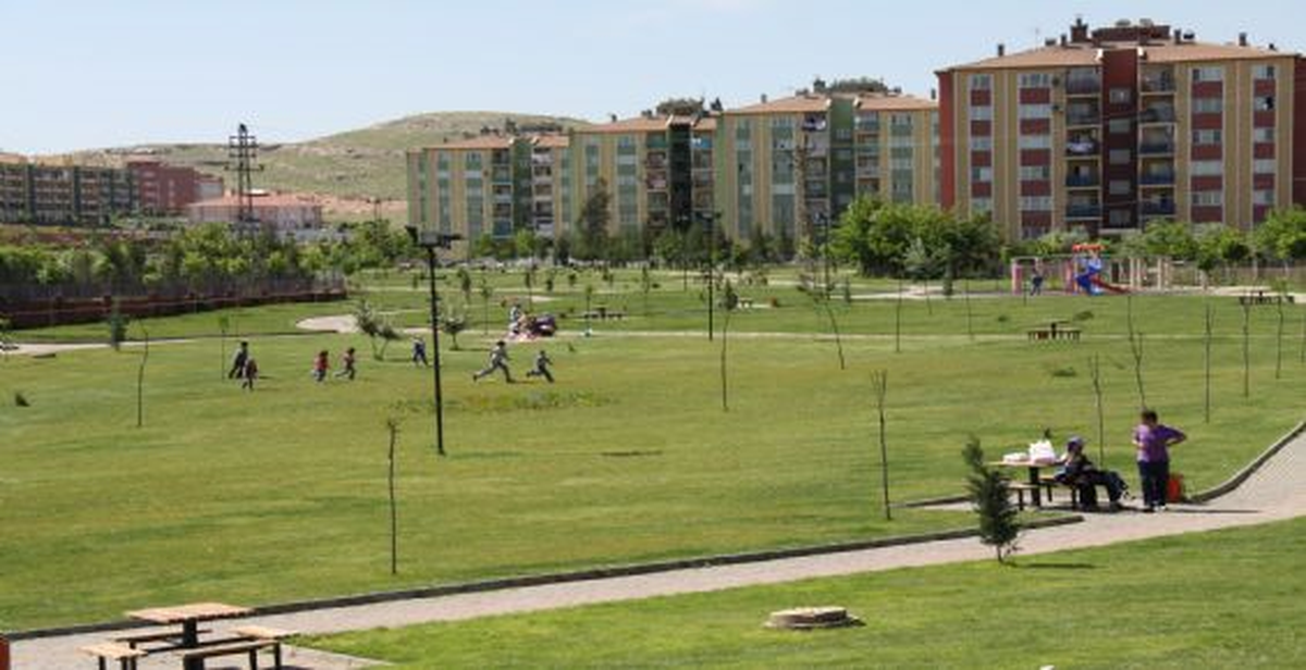 Belediye Çalıştı Toki\'de Yüzler Güldü