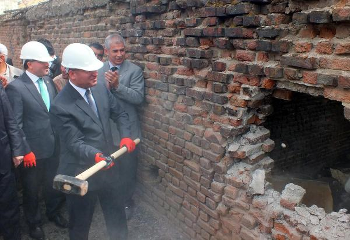 Bozdağ: AK Parti Kurucuları Şerefli İnsanlardır