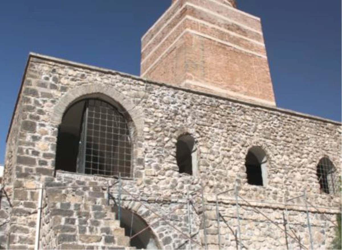 Cizre\'deki tarihi Ulucami yeniden restore ediliyor ŞIRNAK