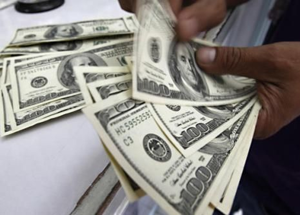 Dolar 2 Liranın Üzerinde