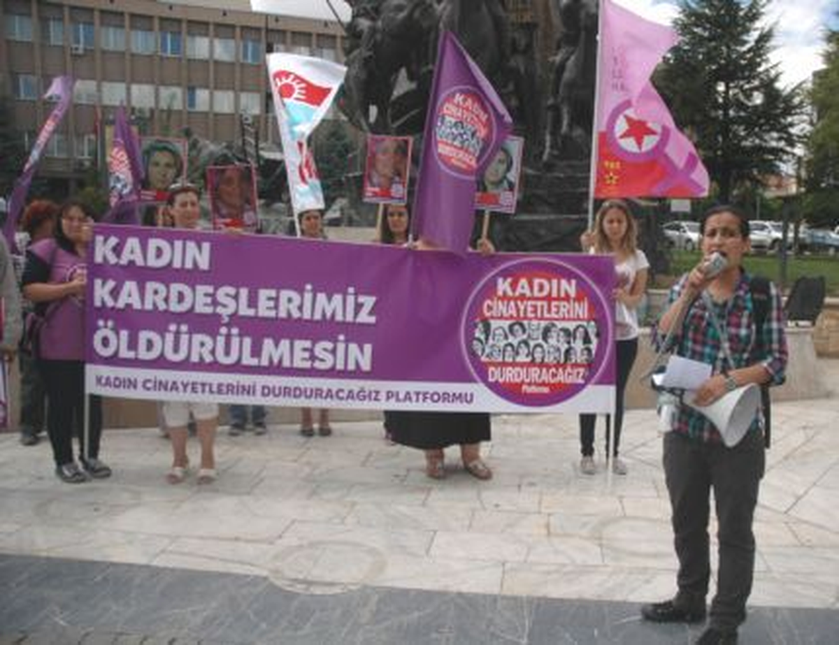 Duruşma Öncesi Kadın Cinayetleri Protesto Edildi (2)