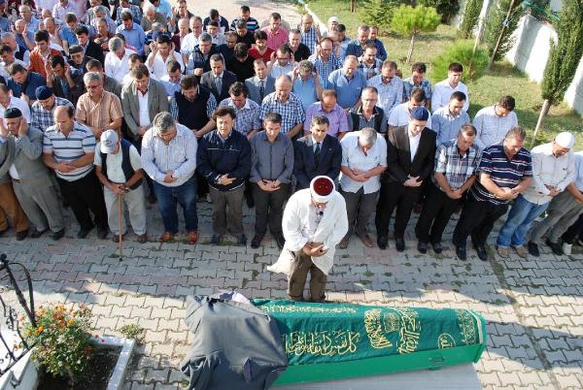 Düştüğü Çukurdan 5 Gün Sonra Çıkarılan Adam Tedavi Gördüğü Hastanede Öldü