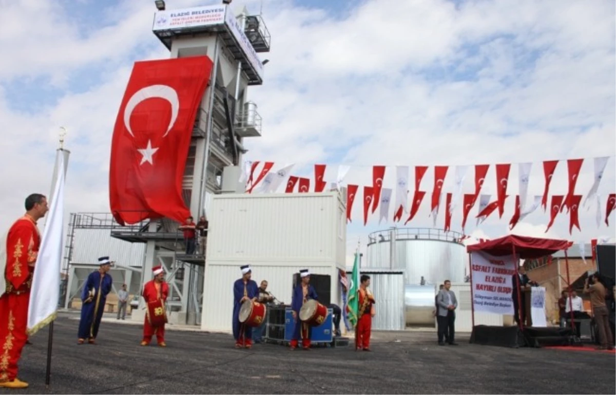 Elazığ\'da Yeni Asfalt Fabrikası Üretime Başladı