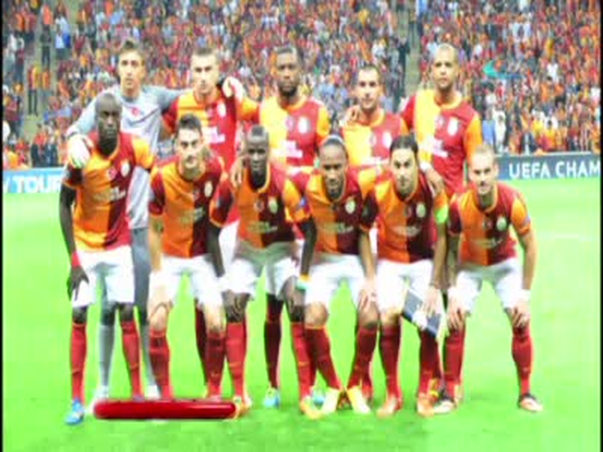 Galatasaray Taraftarından Muhteşem Koreografi