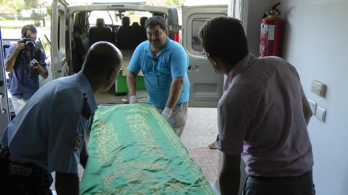 Gazi Eşi Denizde Boğularak Öldü
