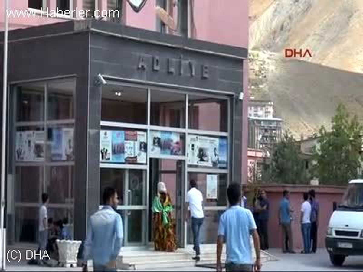 Hakkari\'de Başından Vurularak Öldürülen Enver Turan İçin Olay Yerinde Keşif Yapıldı