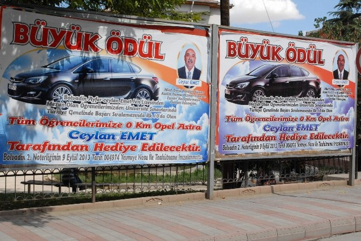 Hayırsever İş Adamından Öğrencilere Pahalı Jest