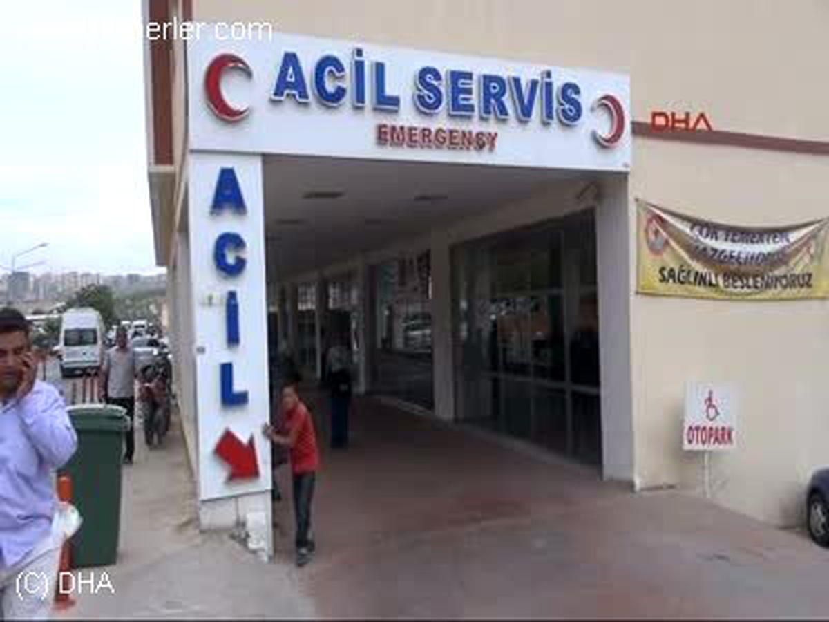 Hırsızlar Önce Dövüldü,Sonra Polise Teslim Edildi