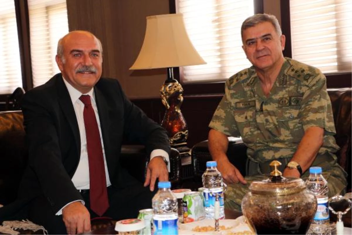 Jandarma Genel Komutanı Yörük, Şırnak\'ta