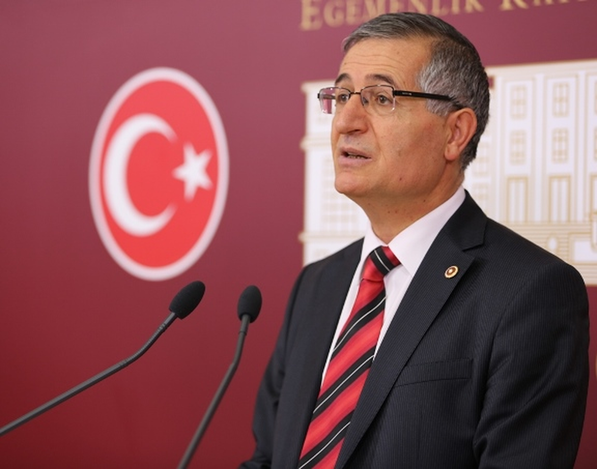 MHP\'li Yeniçeri: "6 0, 6 1 gibi sonuçlar Galatasaray\'a yakışmıyor" TBMM
