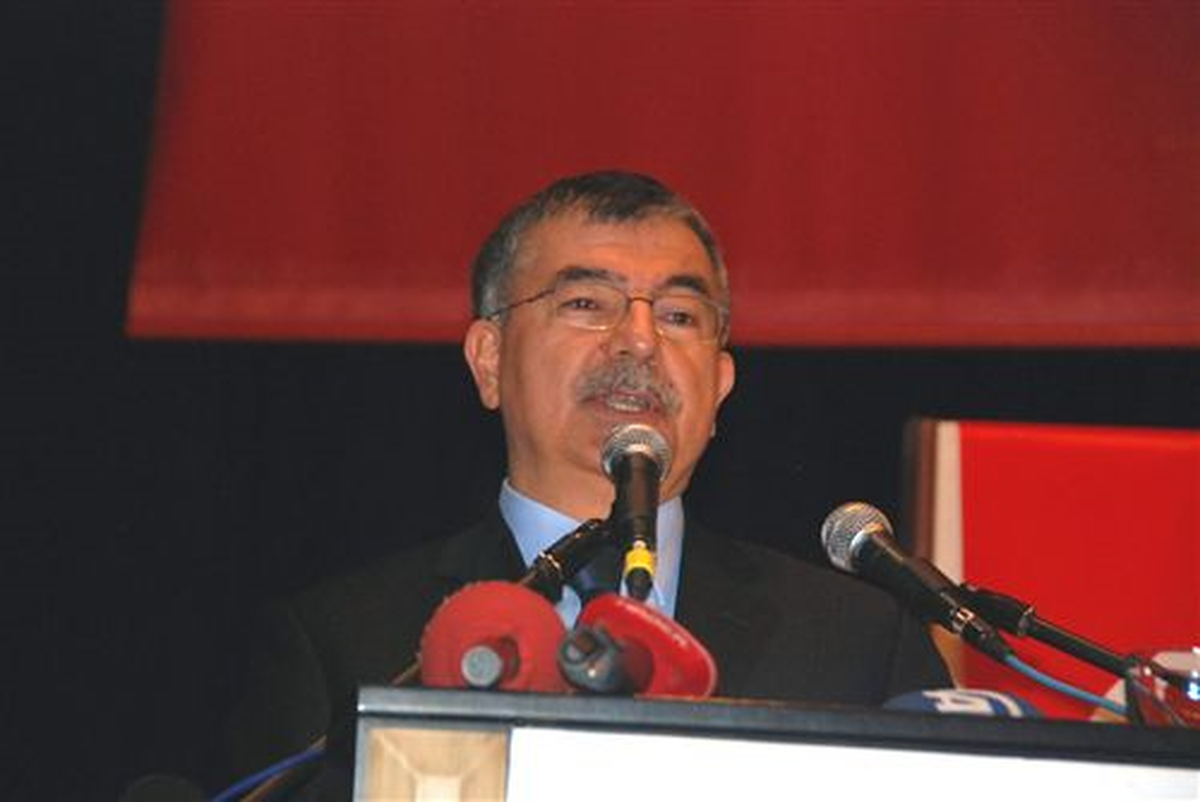 Milli Savunma Bakanı Yılmaz Açıklaması