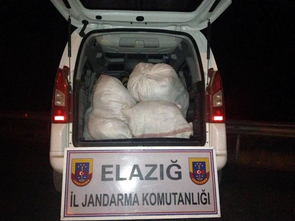 Minibüsten 138 Kilo Esrar Çıktı