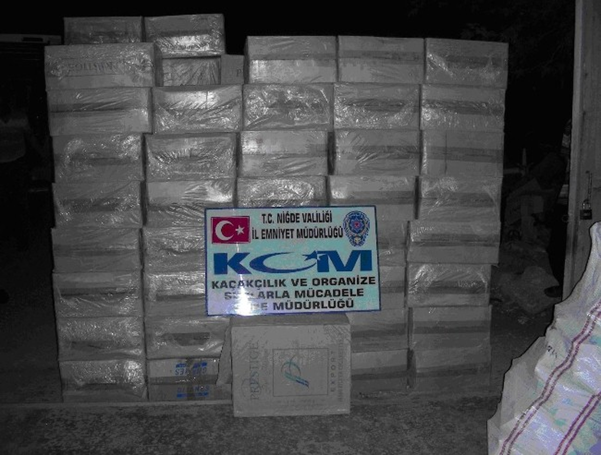 Niğde\'de 98 Bin 801 Paket Kaçak Sigara Yakalandı