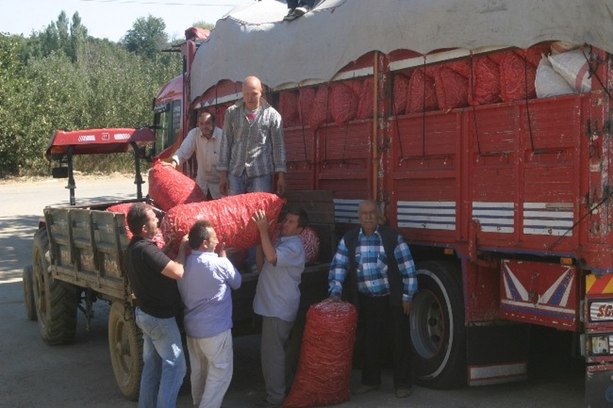 Ödemiş\'in Meşhur Barbunyası Yüz Güldürüyor