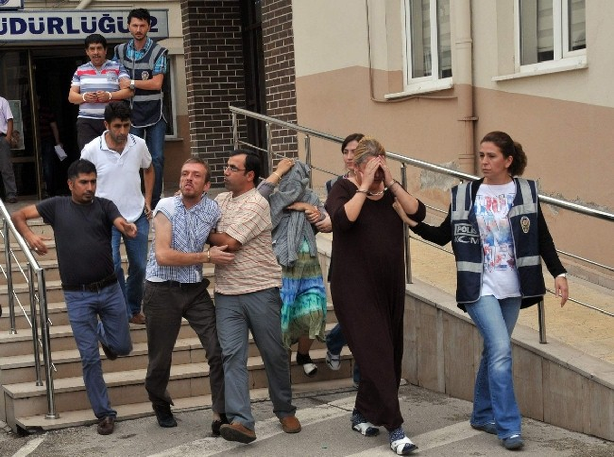 Şafak Vakti Uyuşturucu Operasyonunda 17 Tutuklama
