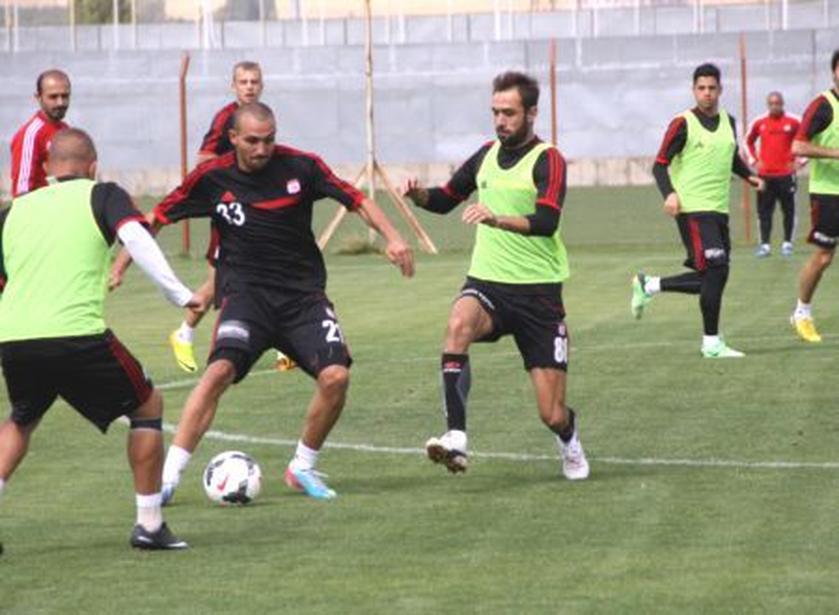 Sivasspor\'da Kasımpaşa maçı hazırlıkları SİVAS