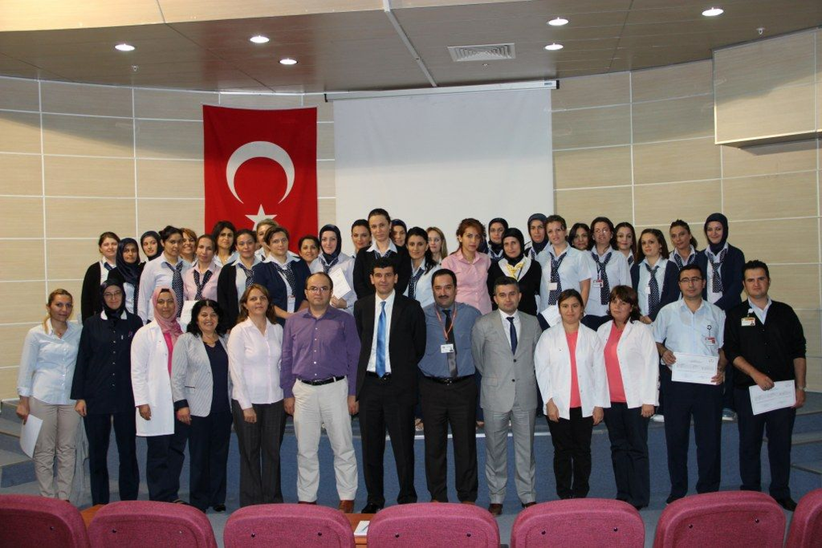 Uşak\'ta Sağlık Personeline İşaret Dili Eğitimi