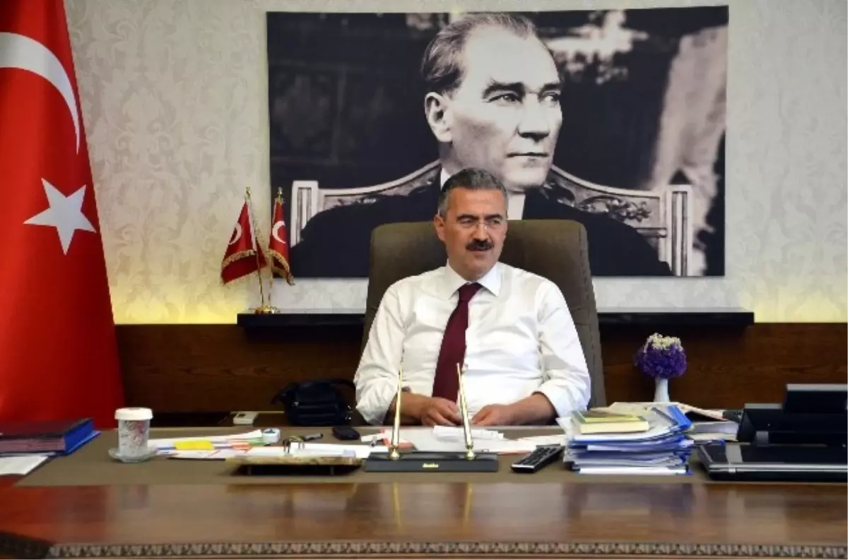 Vali Ayyıldız, Telekonferans Yoluyla Milli Eğitim Camiasına Seslendi