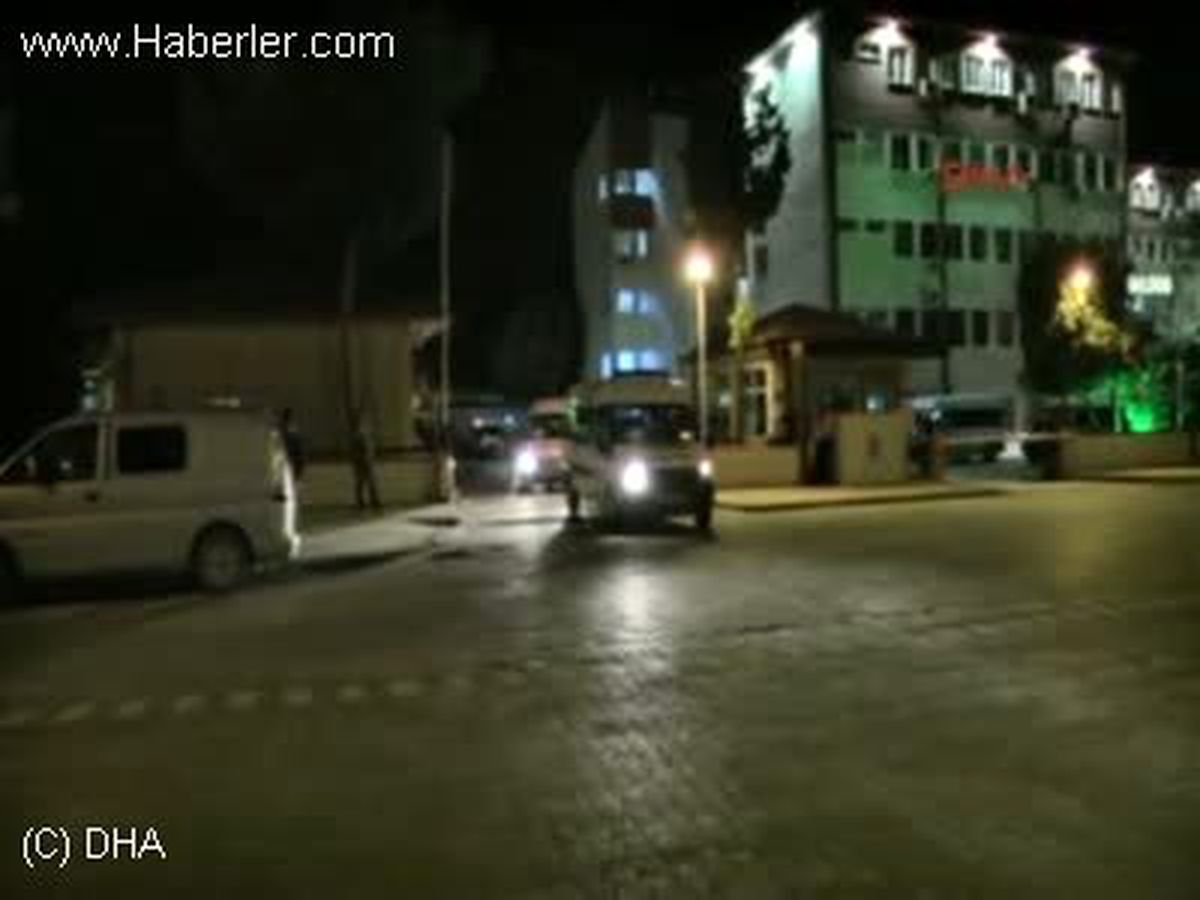 Adana\'da \'Torbacı\' Operasyonu 20 Gözaltı