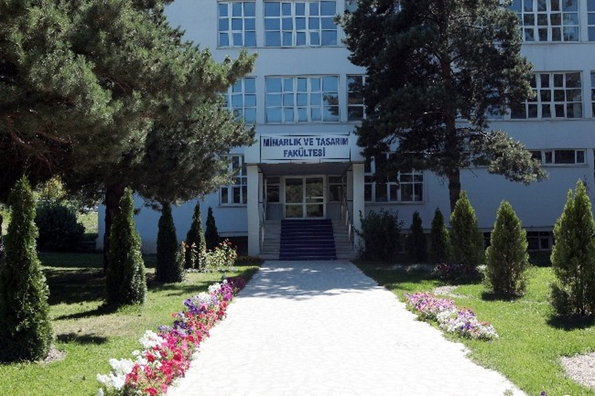 Atatürk Üniversitesi Mimarlık Bölümü Öğrenci Alıyor