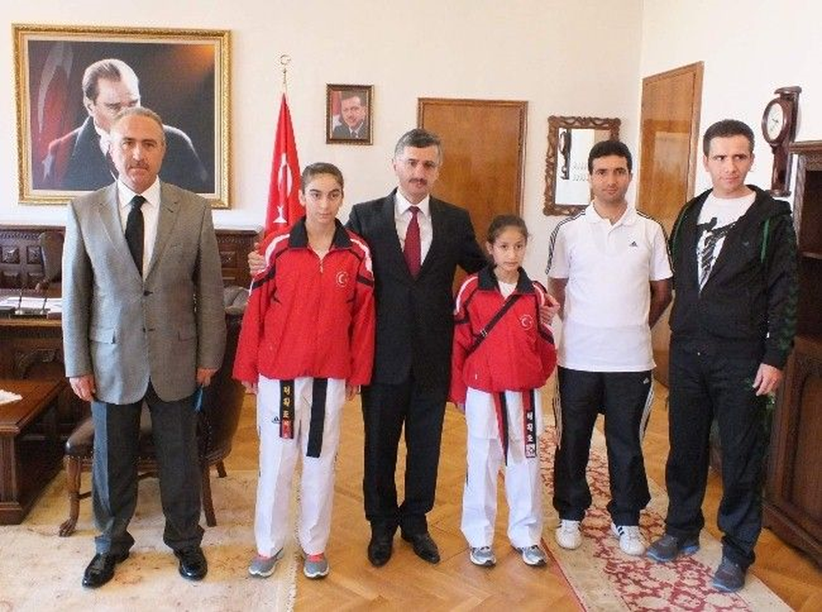 Balkan Şampiyonlarından Vali Bektaş\'a Ziyaret