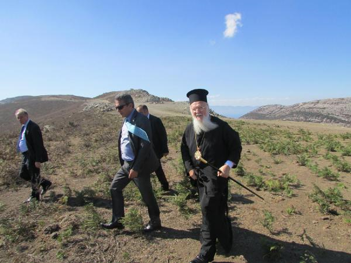 Bartholomeos Tarihi Kilise de Ayin Yaptı