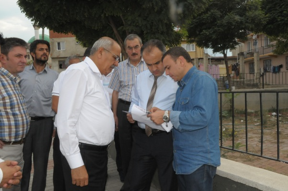 Belediyeden Huzur Mahallesine Kaldırım Düzenlemesi