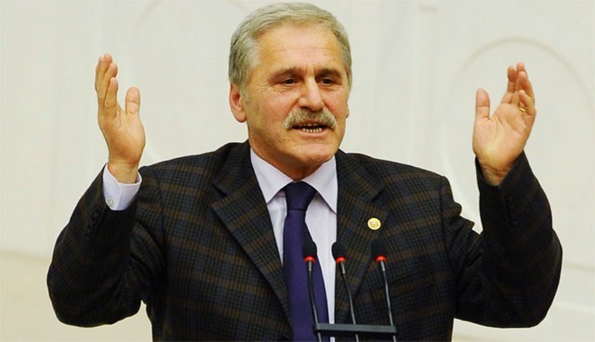 CHP\'li Çelebi.Başbakan, Hes Mücadelesi Verenleri Derelere, Küresel Isınmaya Karşı Olanları...