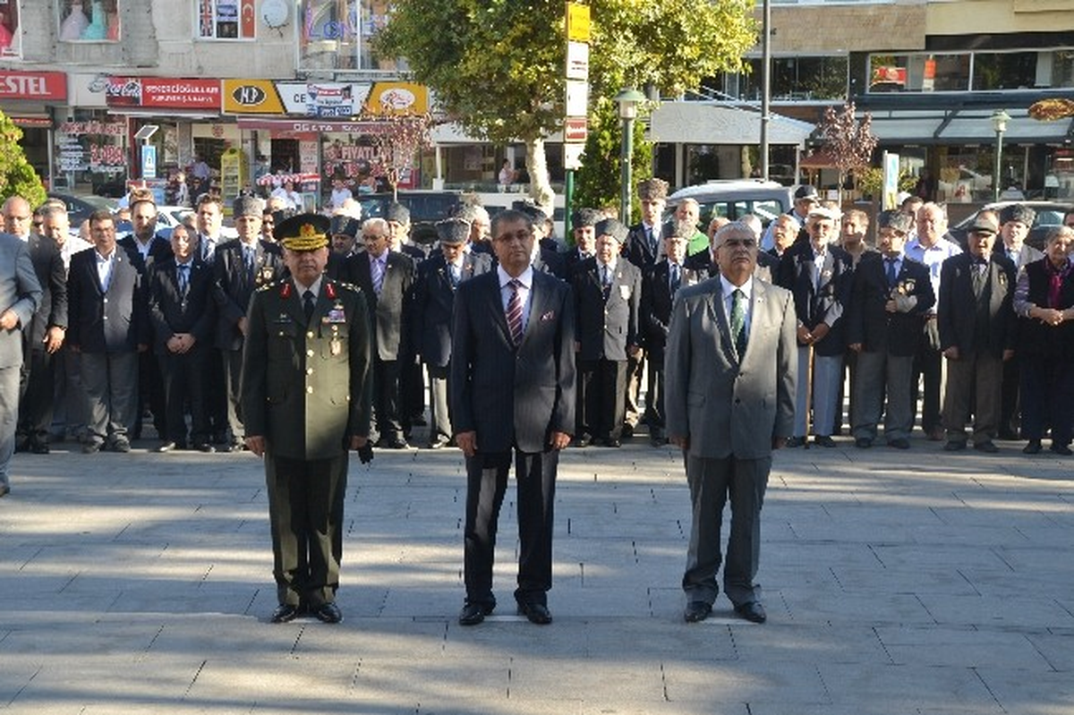 Çorlu\'da Gaziler Günü Törenle Kutlanıldı