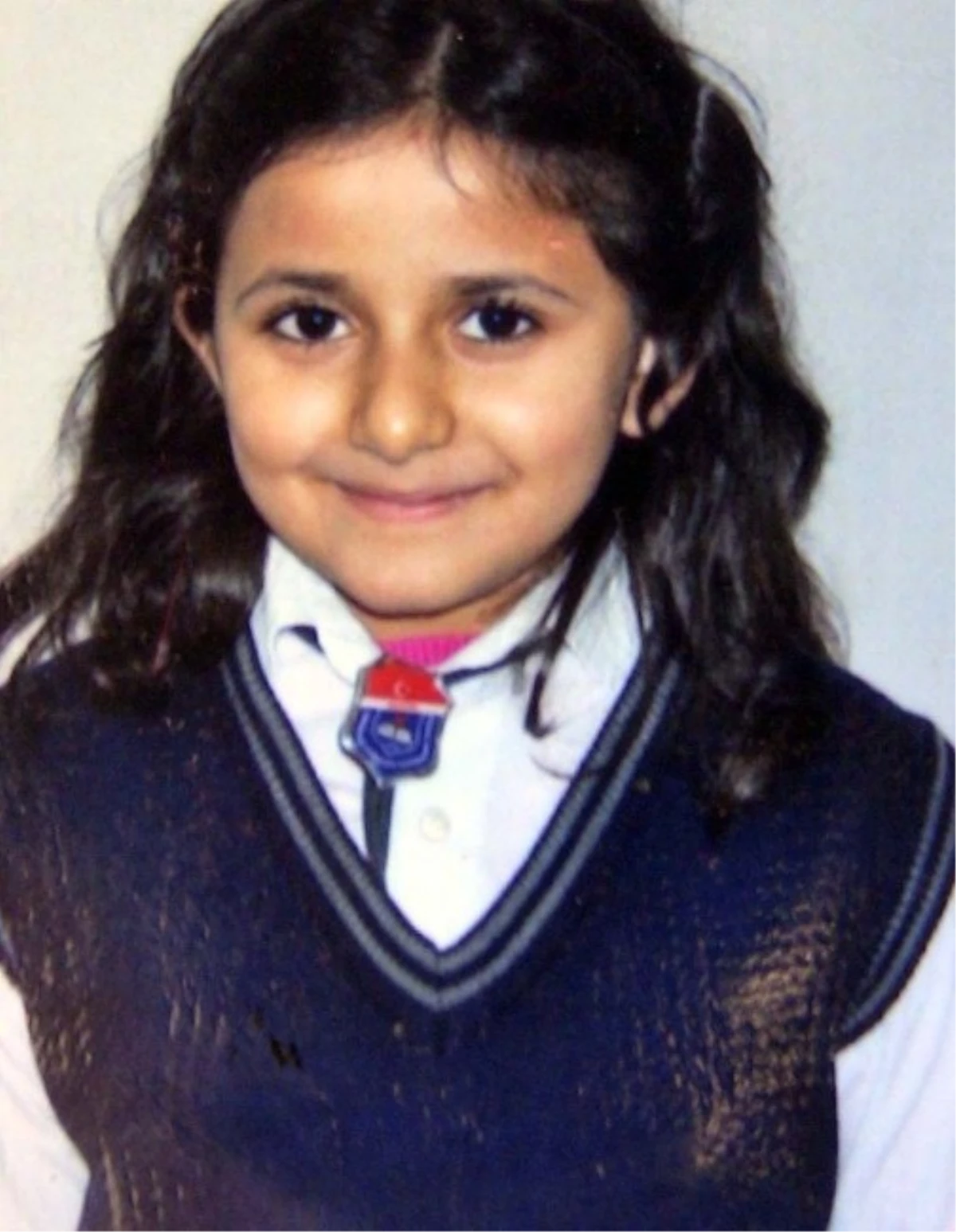 Dövülerek Öldürülen 9 Yaşındaki Nazar Son Yolculuğuna Uğurlandı