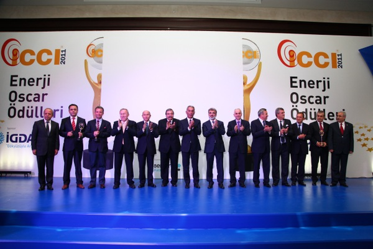 Enerji Sektörünün En İyileri Ödüllerini Bakan Yıldız\'dan Alacak