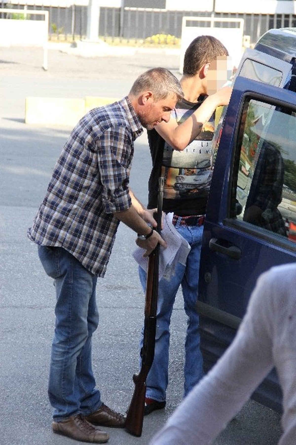 Gazino Önünde Silahlı Kavga: 6 Gözaltı