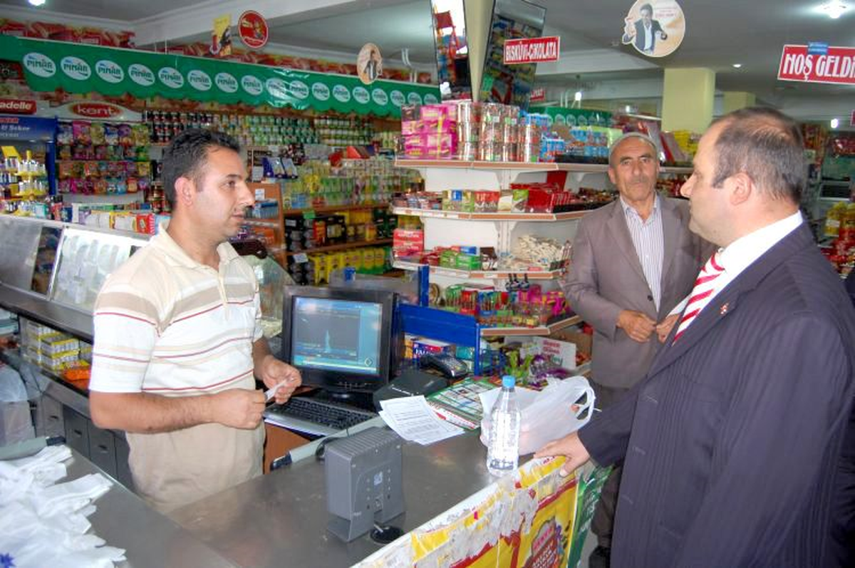 Güroymak Kaymakamı Kaya\'nın Esnaf Ziyaret