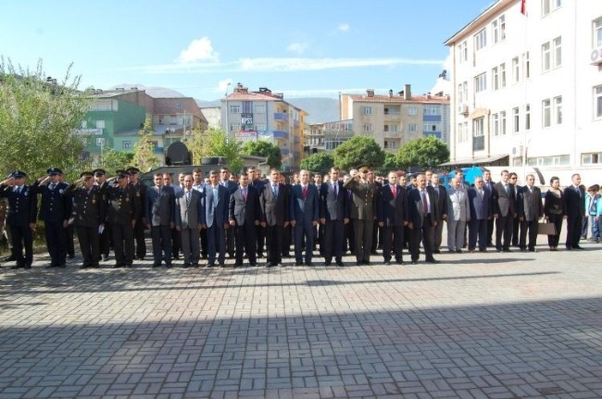 Güroymak\'ta Gaziler Günü Kutlandı
