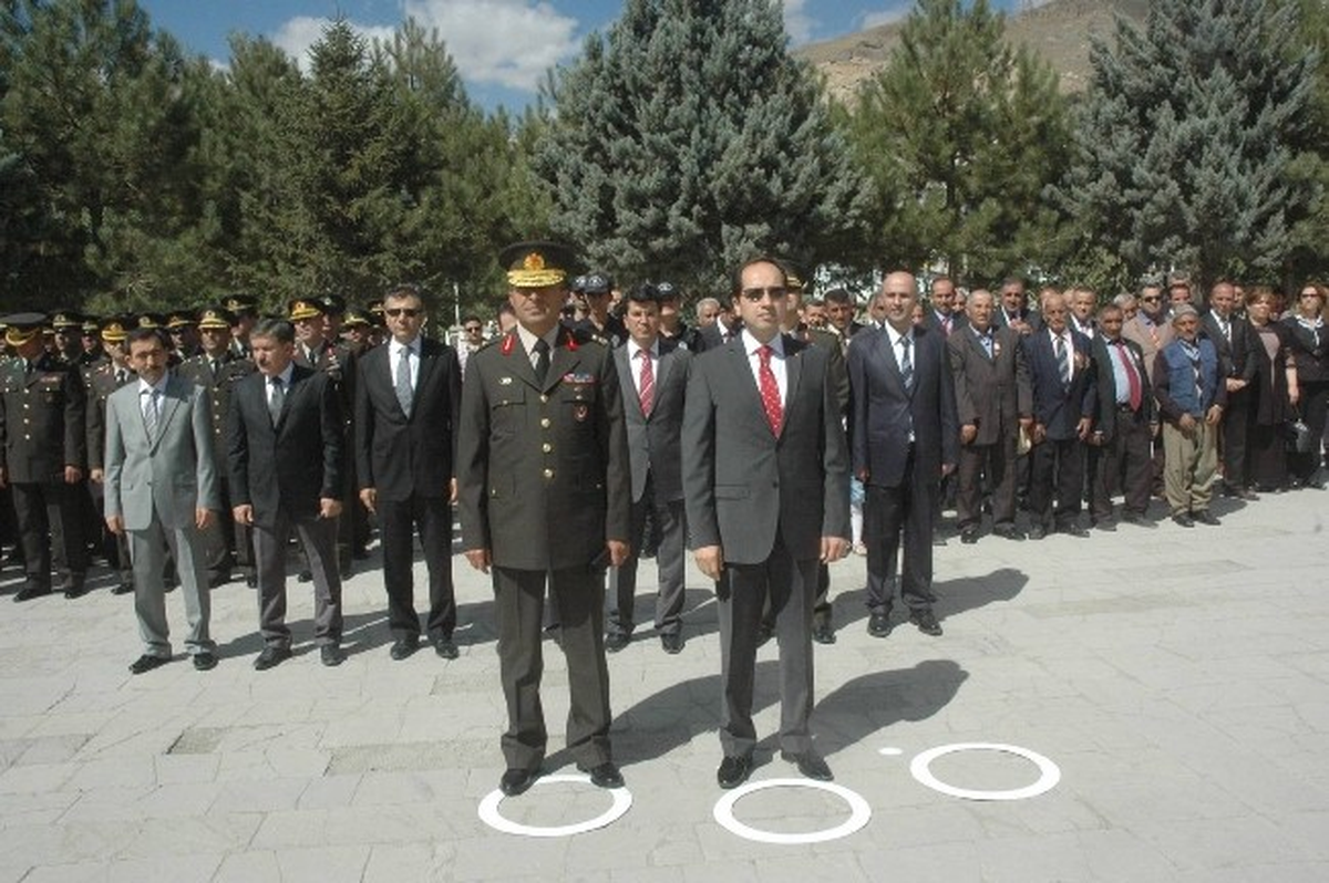 Hakkari\'de 19 Eylül Gaziler Günü Kutlamaları