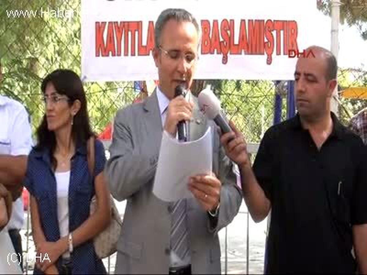 İzmir Narlıdere\'de İmam Hatip Tepkisi