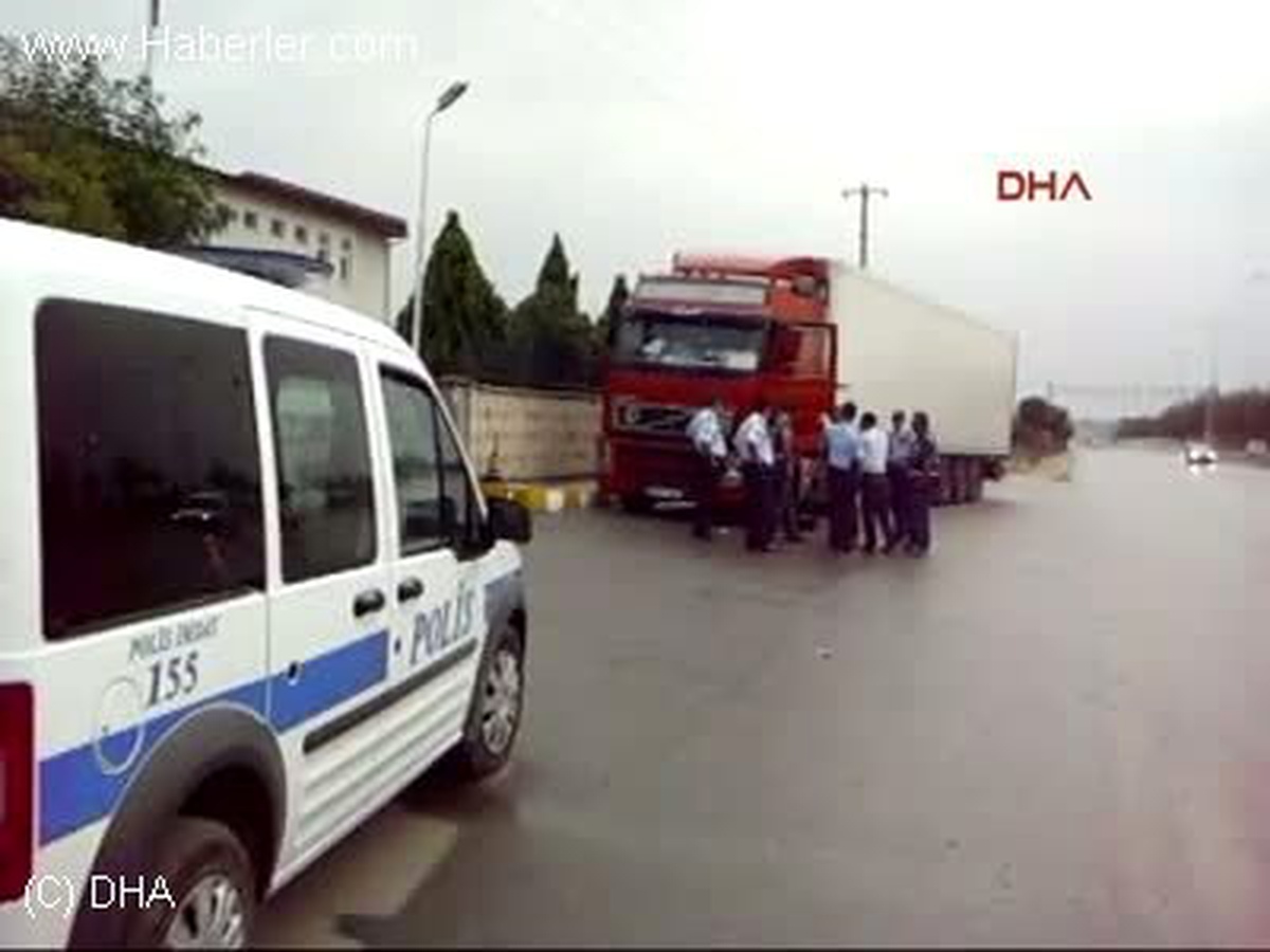 Kaçak Sigara ile Yakalanan Tır Şoförünün Polisi Şaşırtan İsteği