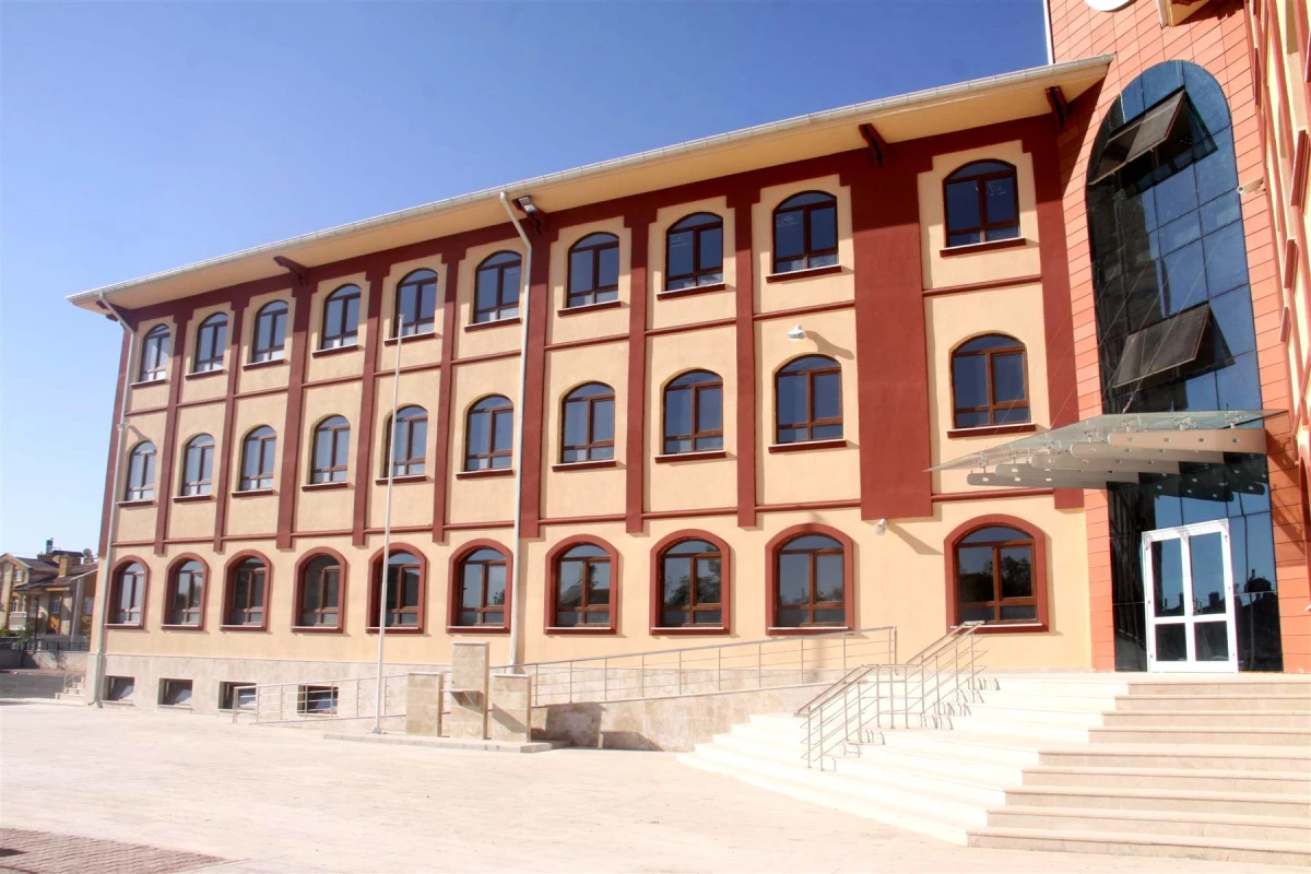 Karatay Belediyesi 23 Nisan İmam Hatip Ortaokulu Açılıyor