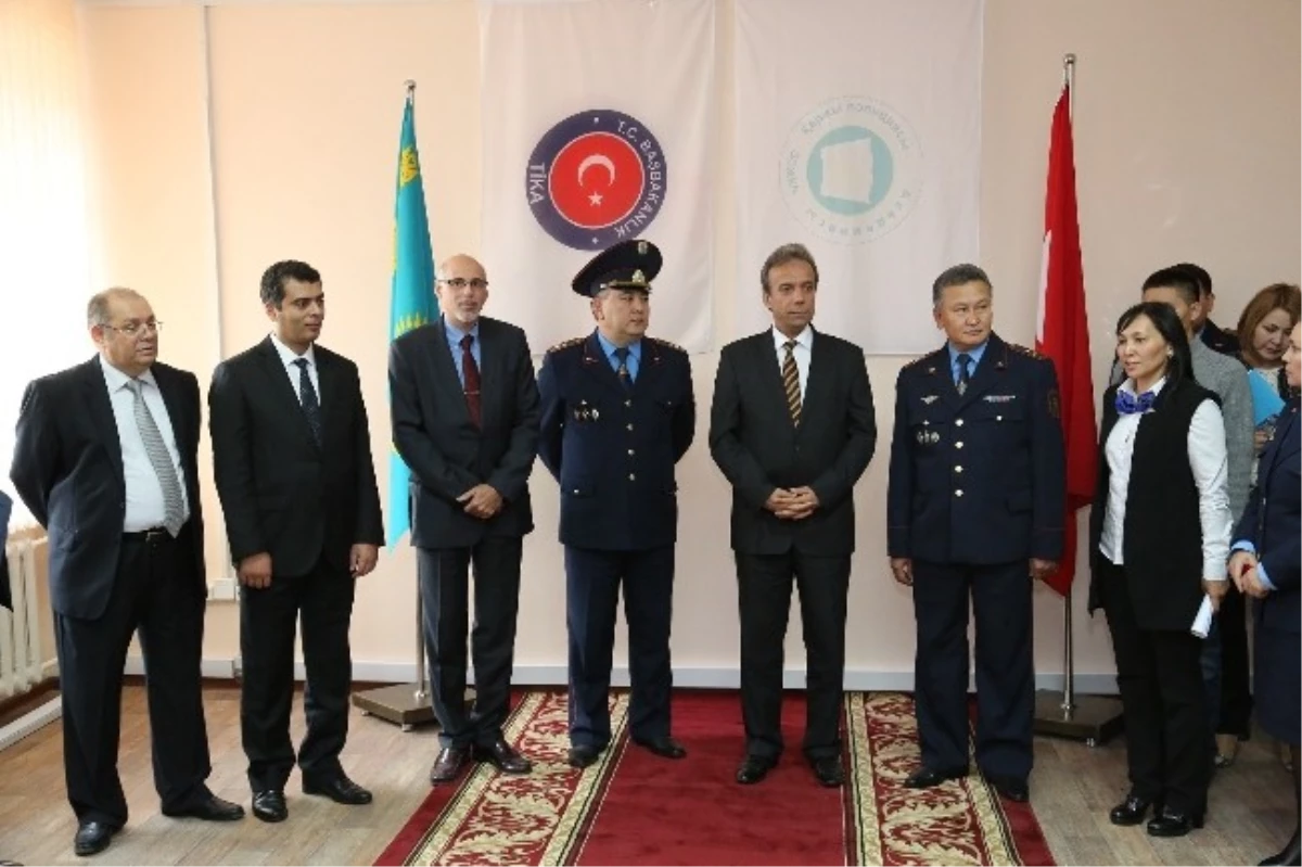 Kazakistan Cumhuriyeti Mali Polis Akademisi\'ne Teknik Destek
